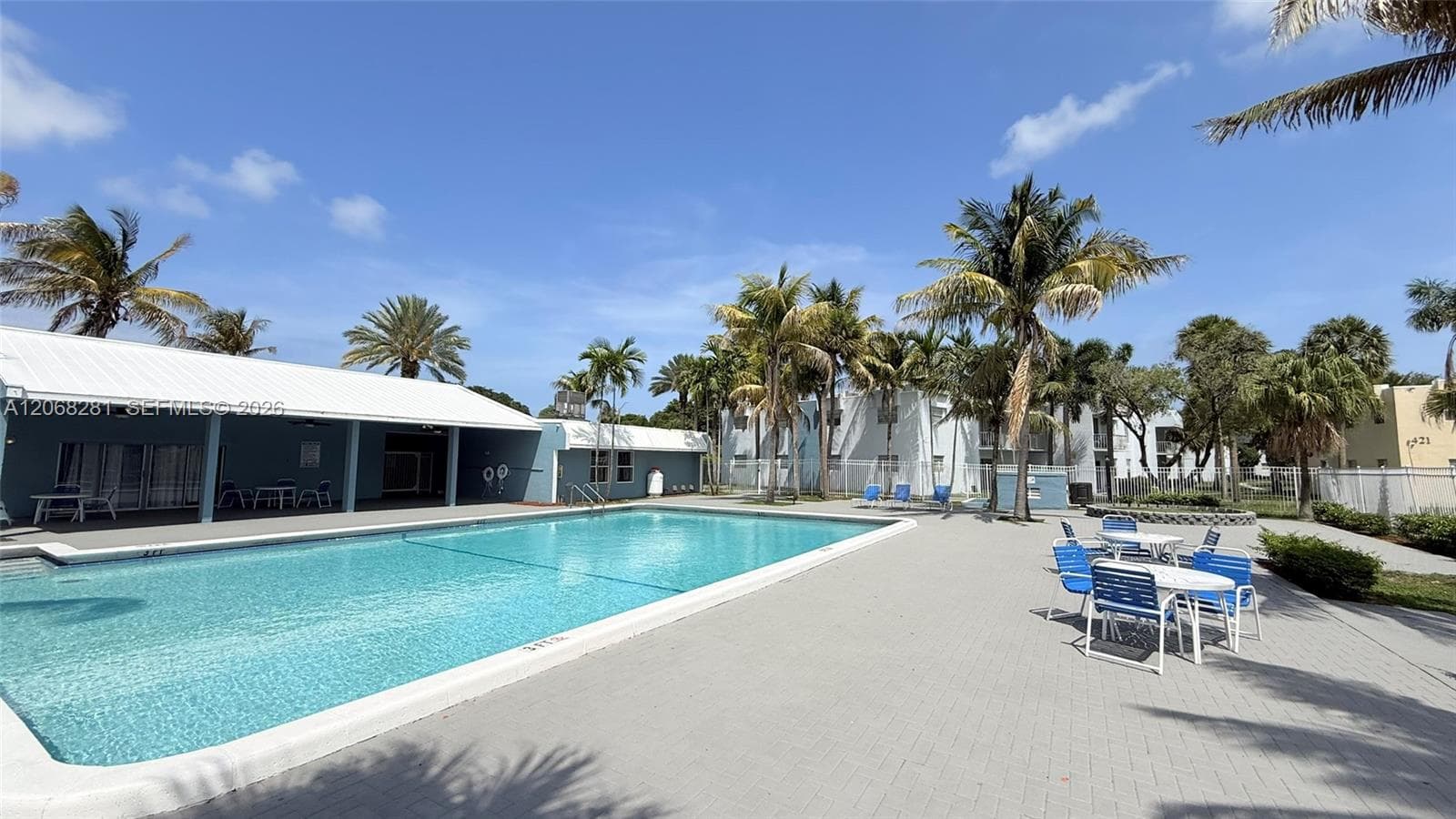 CLEAR LAKE PALMS CONDO · #203 in West Palm Beach - Photo 23