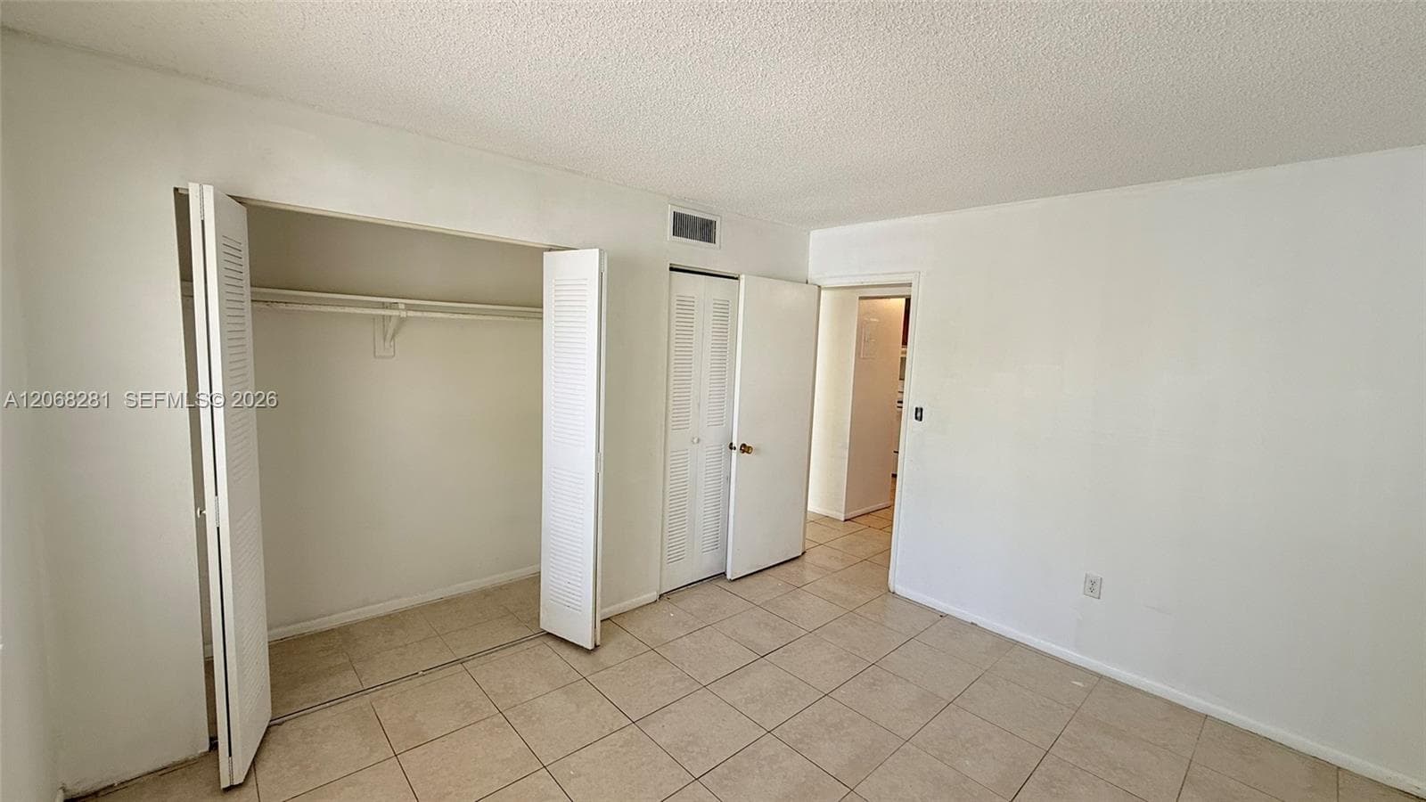 CLEAR LAKE PALMS CONDO · #203 in West Palm Beach - Photo 19