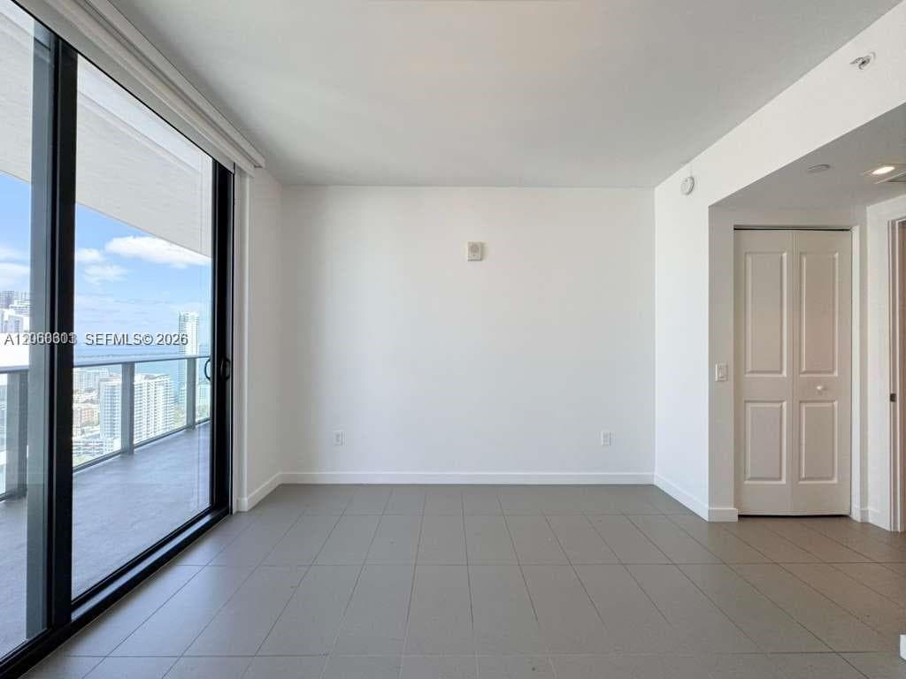 Canvas · #3119 in Miami - Photo 12