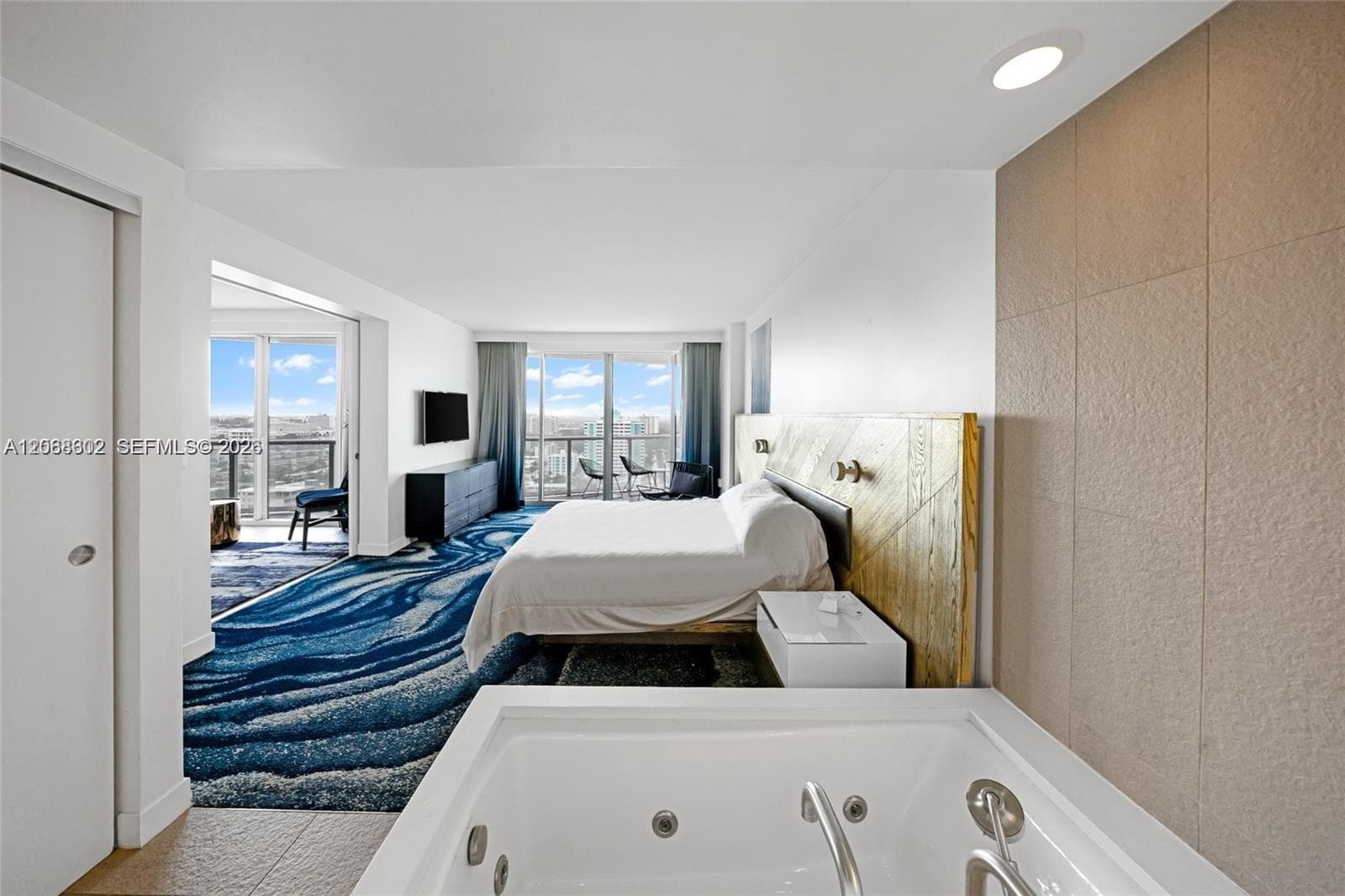 FORT LAUDERDALE RESIDENCE · #1808 in Fort Lauderdale - Photo 10