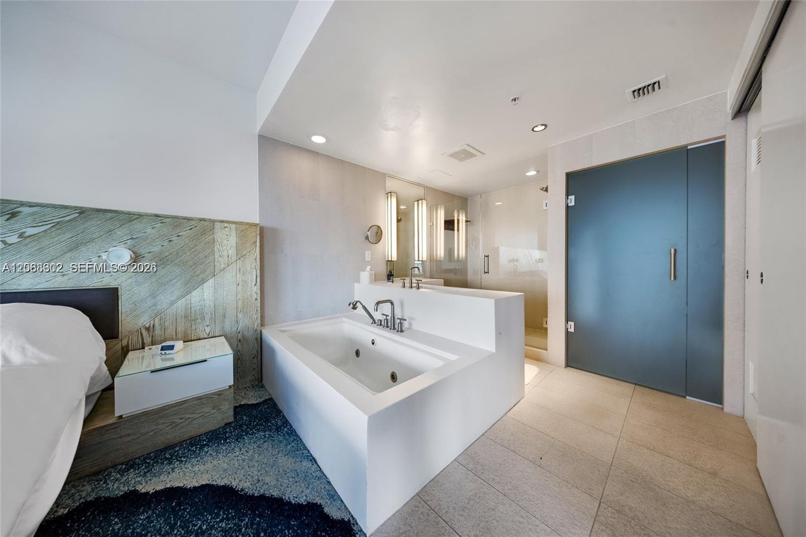 FORT LAUDERDALE RESIDENCE · #1808 in Fort Lauderdale - Photo 14