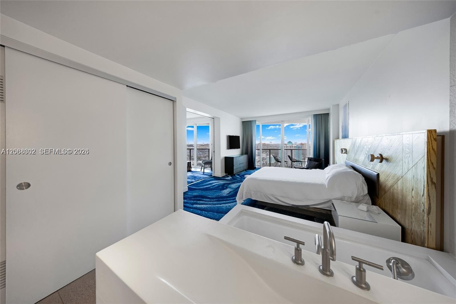FORT LAUDERDALE RESIDENCE · #1808 in Fort Lauderdale - Photo 11