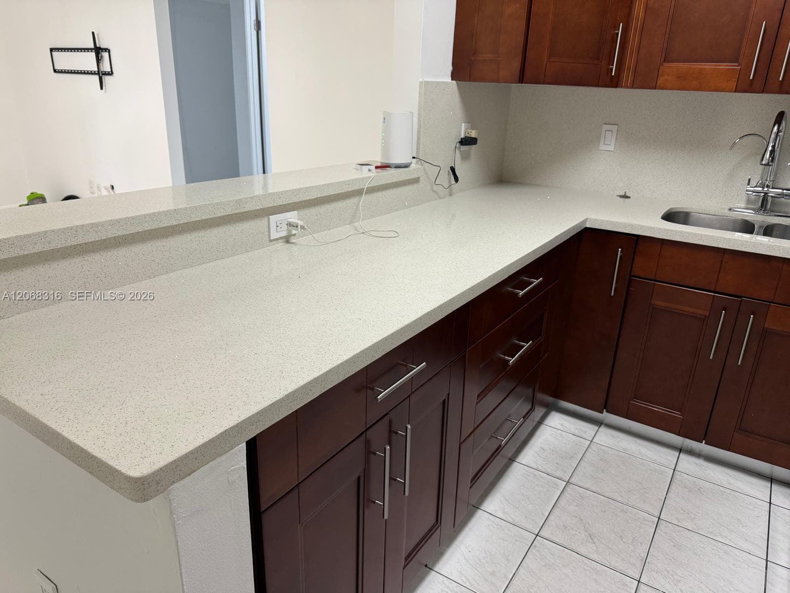 LAGO GRANDE THREE-A CONDO · #24-60 in Hialeah - Photo 3