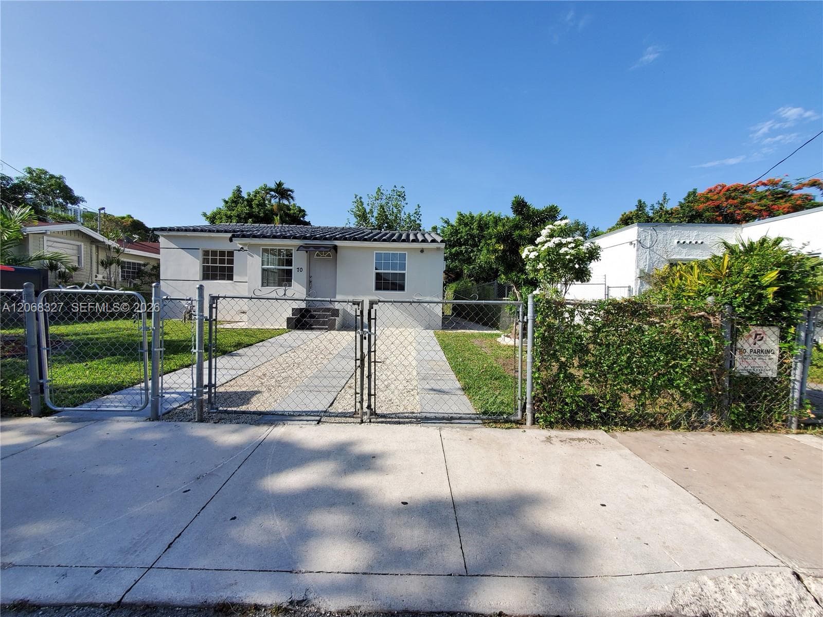 70 NW 33rd St photo 3