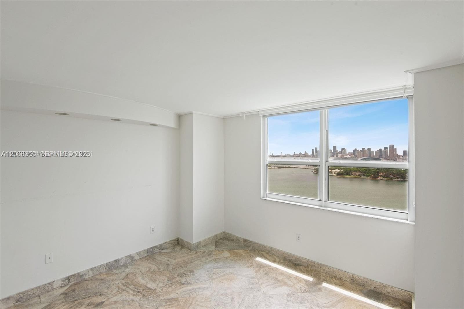 THE FLORIDIAN CONDO · #2307 in Miami Beach - Photo 10