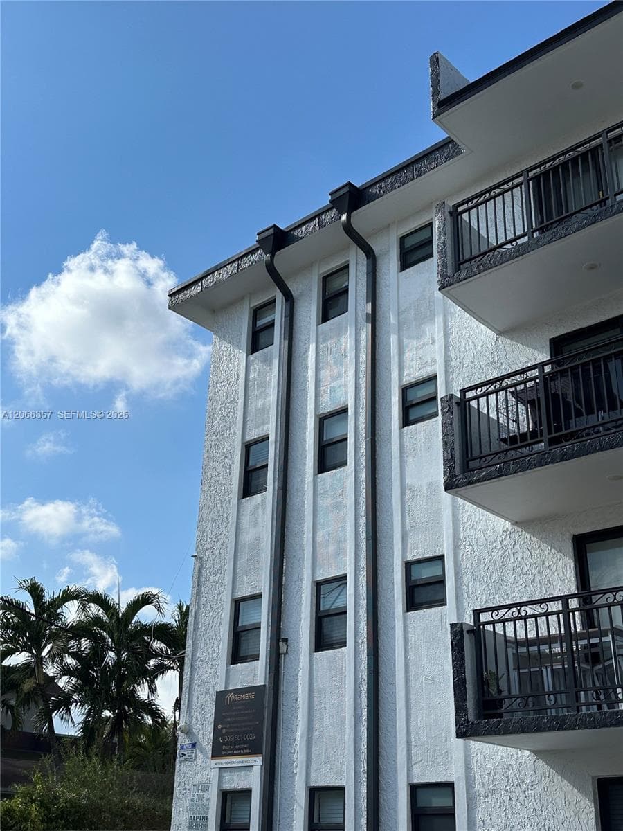 CITY OF MIAMI SOUTH · #303 in Miami - Photo 30