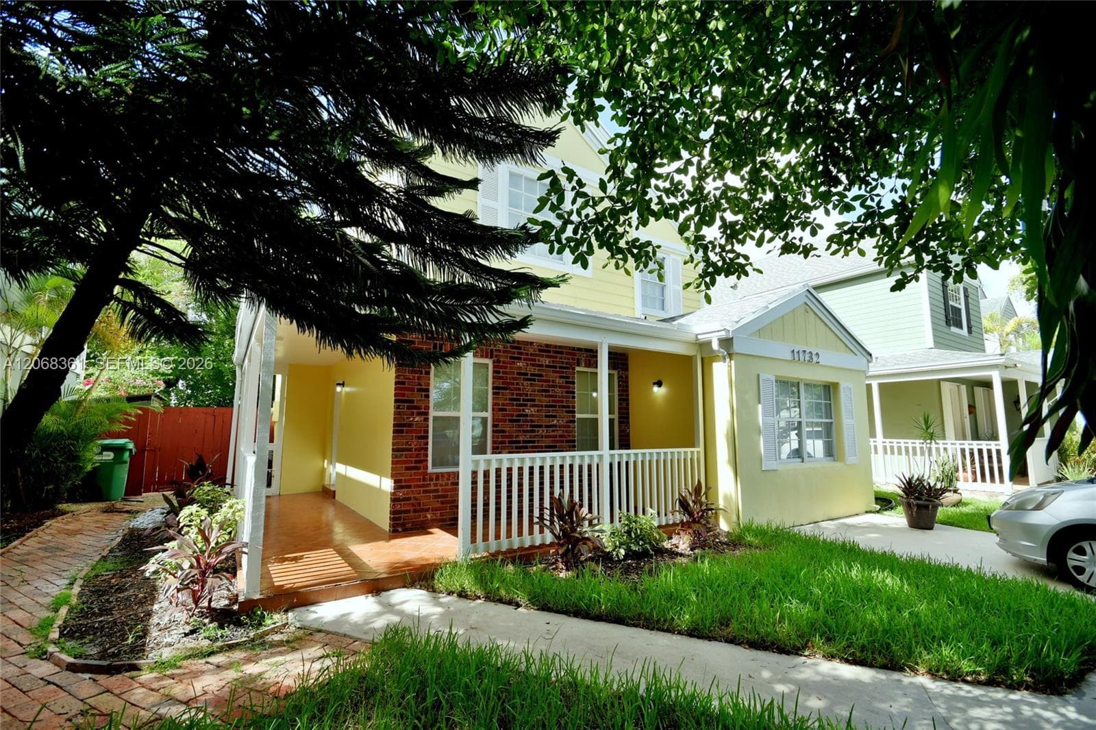 11732 SW 119th Ter photo 5