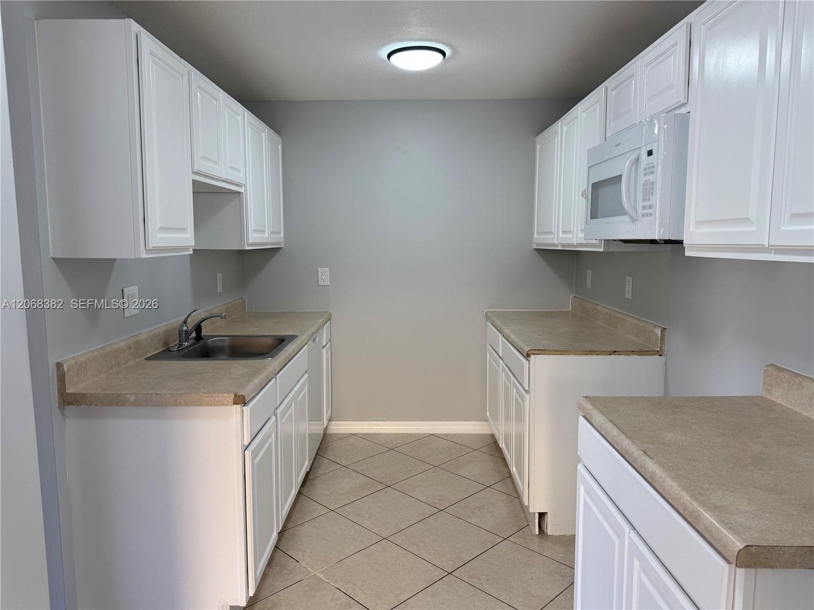 SEAGRAPE VILLAGE CONDO · #11 in Homestead - Photo 4