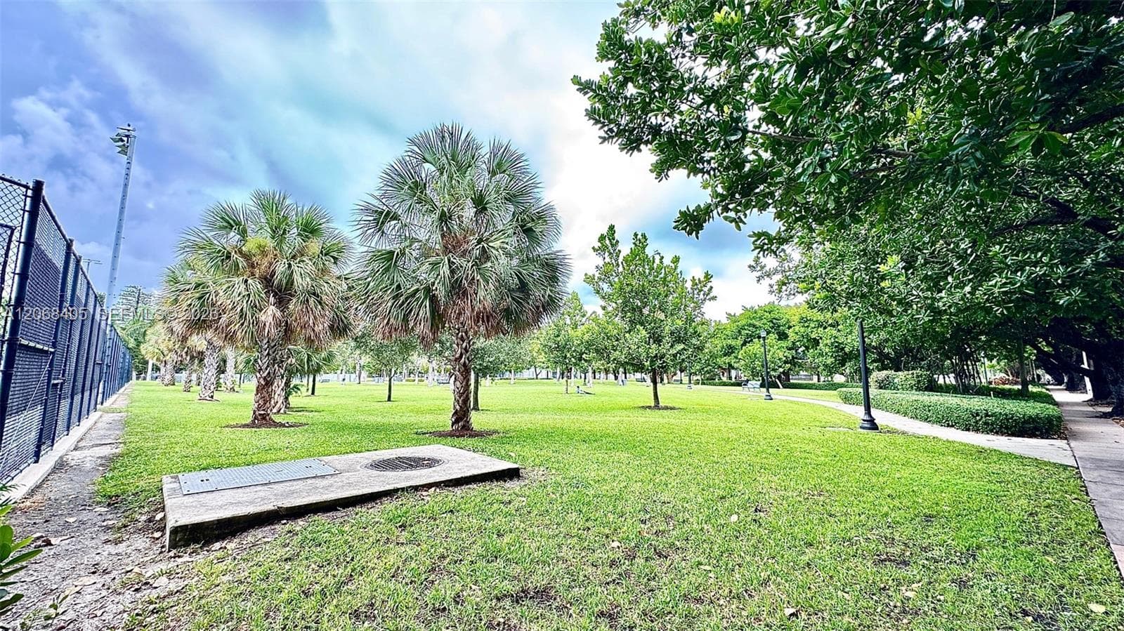 THE FENIMORE CONDO · #302 in Miami Beach - Photo 4