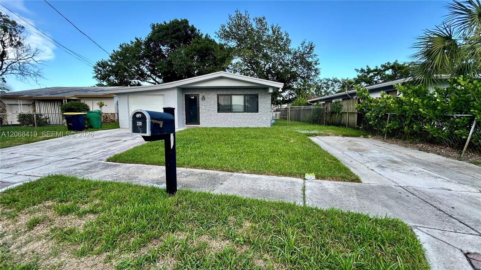 230 NW 8th Ave photo 2