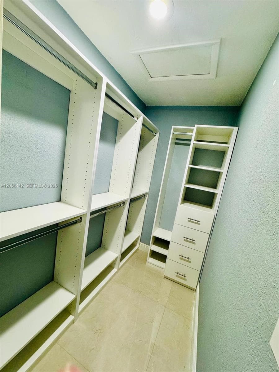 COUNTRY CLUB OF MIAMI · #6812 in Hialeah - Photo 17