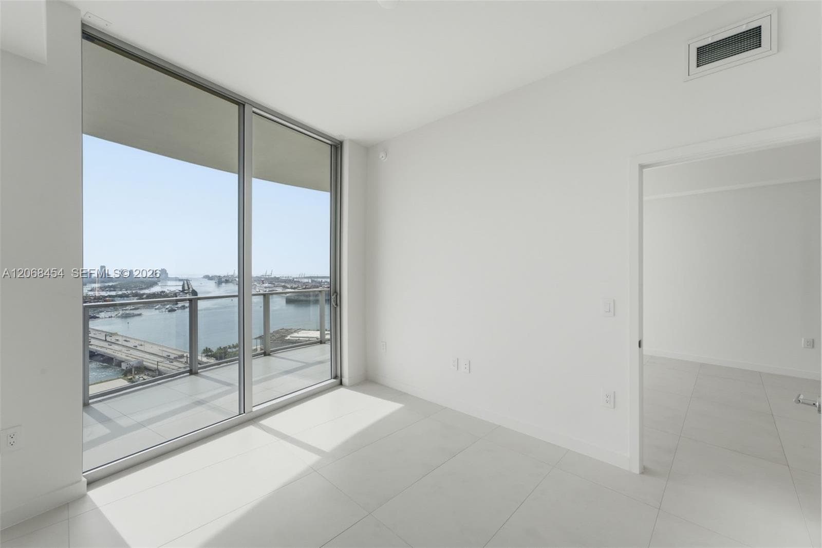 Casa Bella · #3004 in Miami - Photo 3