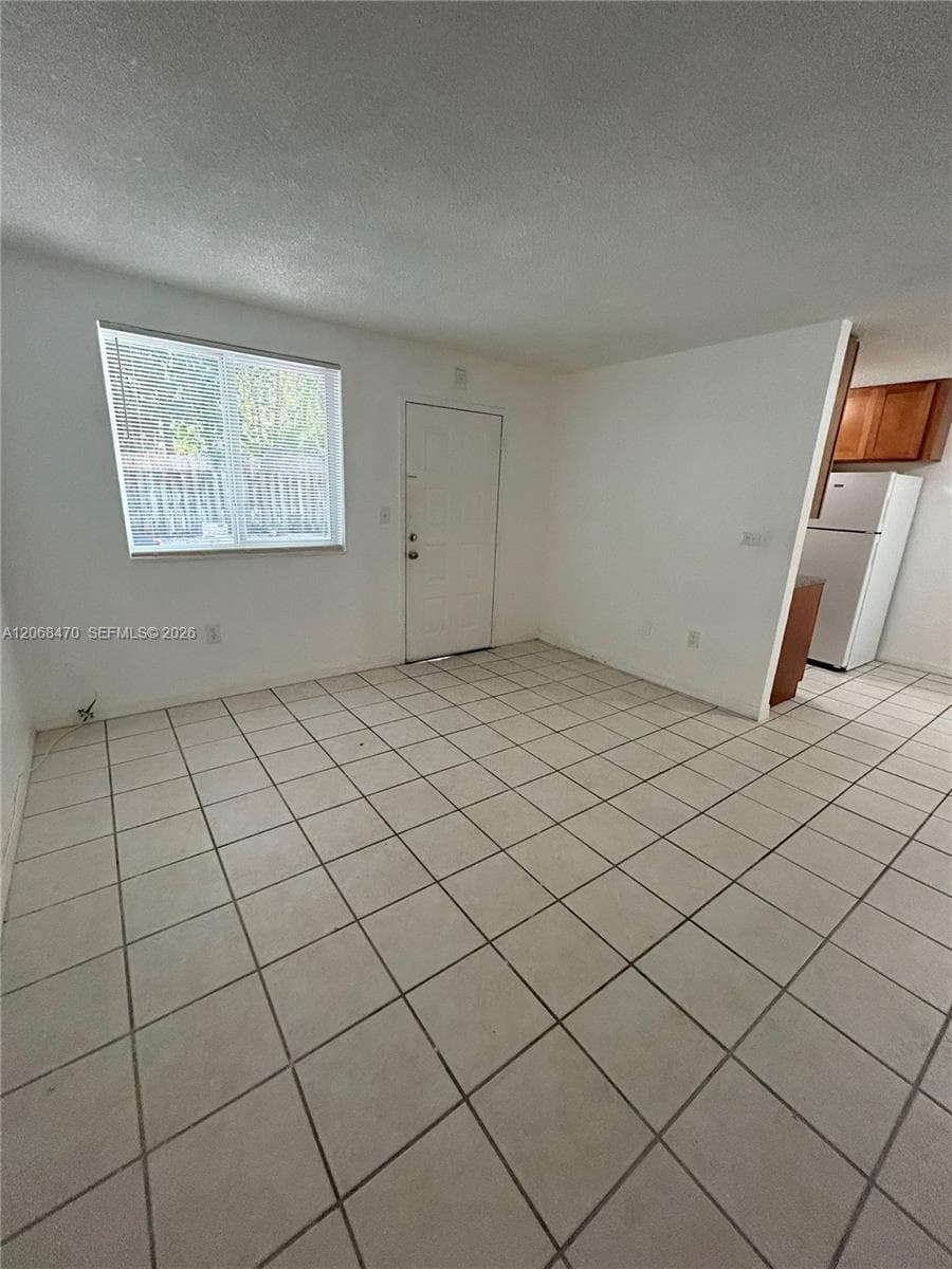 BAYSHORE UNIT NO 4 · #7 in Miami - Photo 7