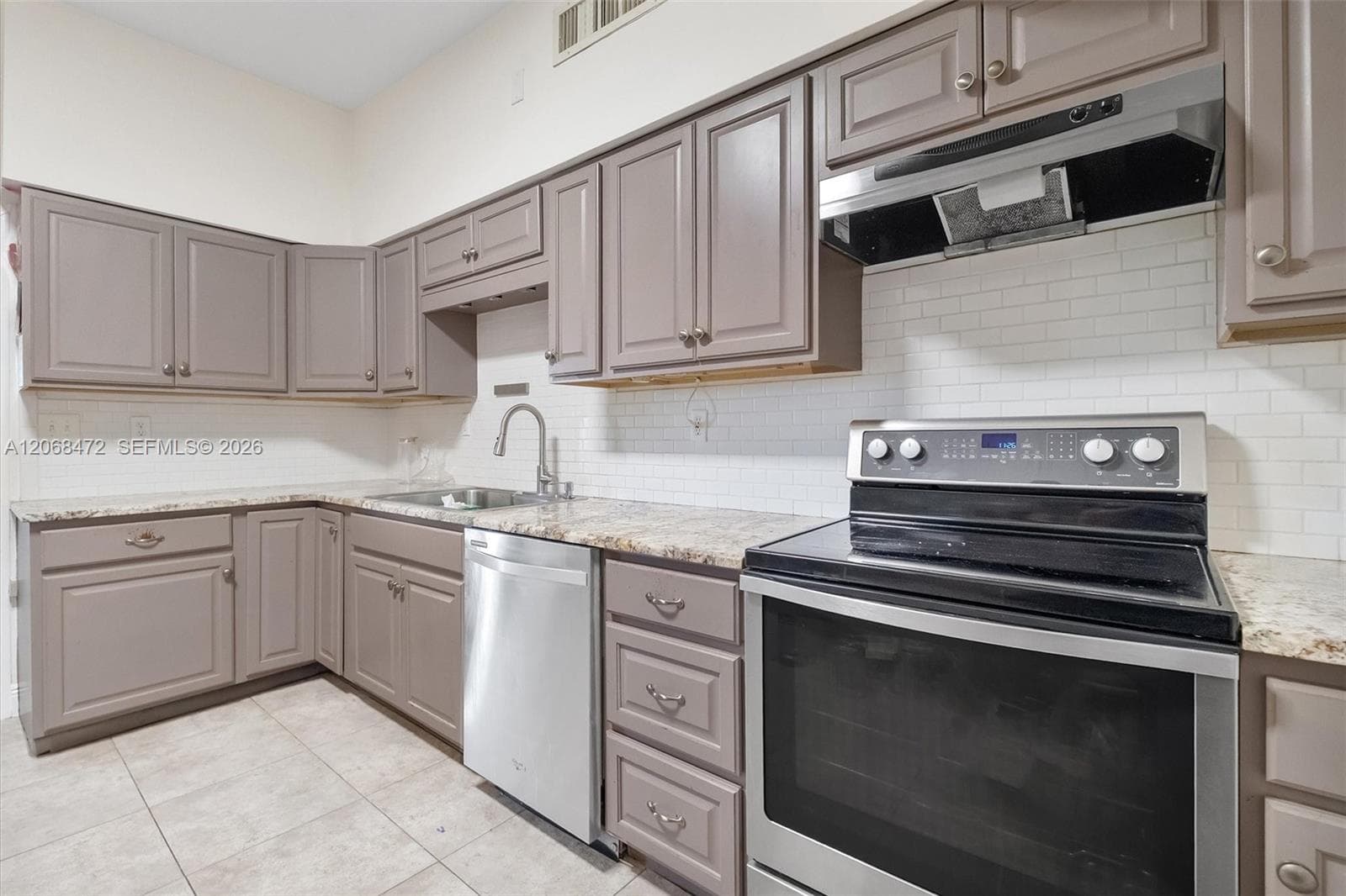 9400 CONDO APTS · #3 in Bay Harbor Islands - Photo 10