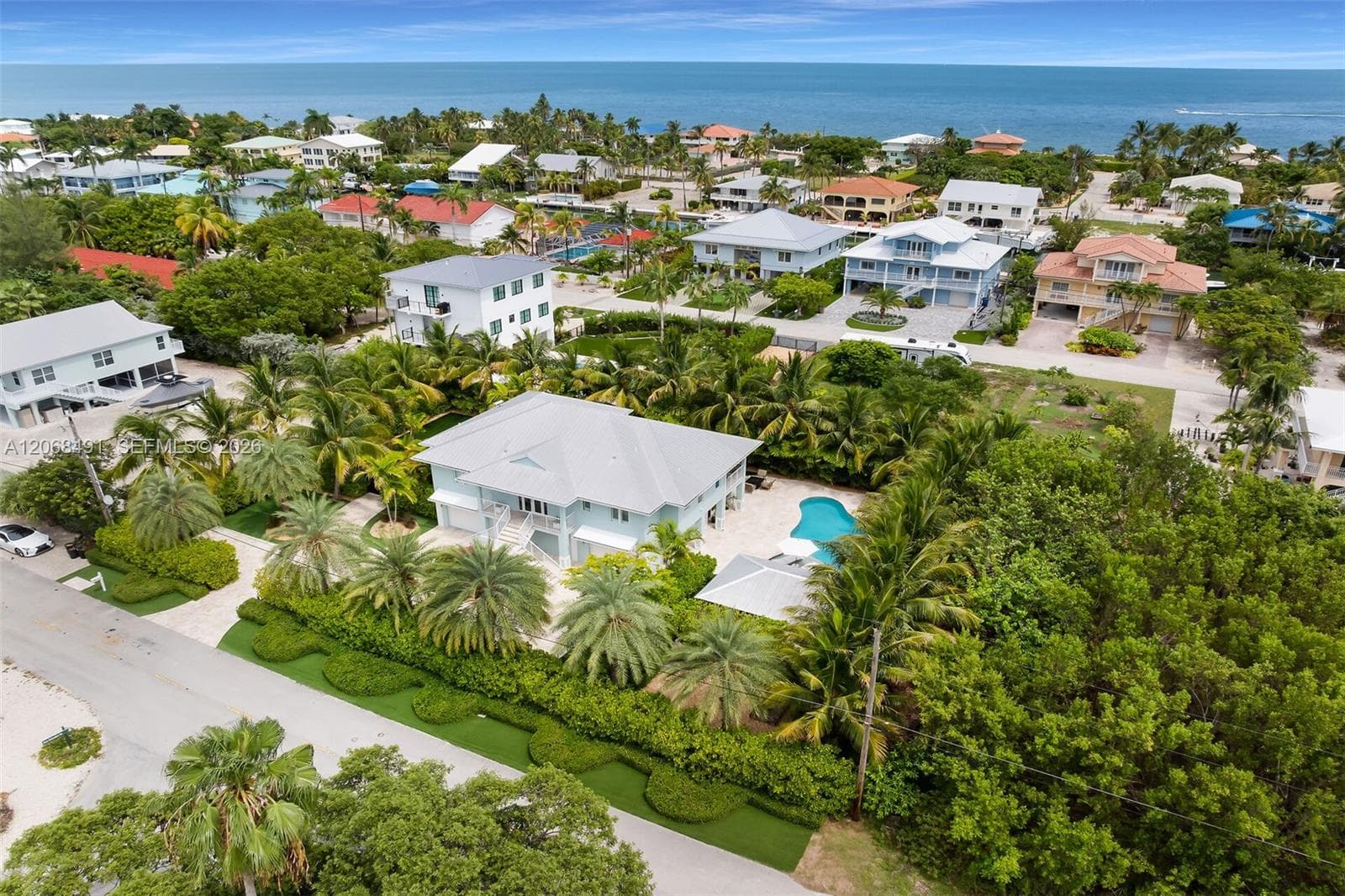 122 S Bahama Dr photo 43