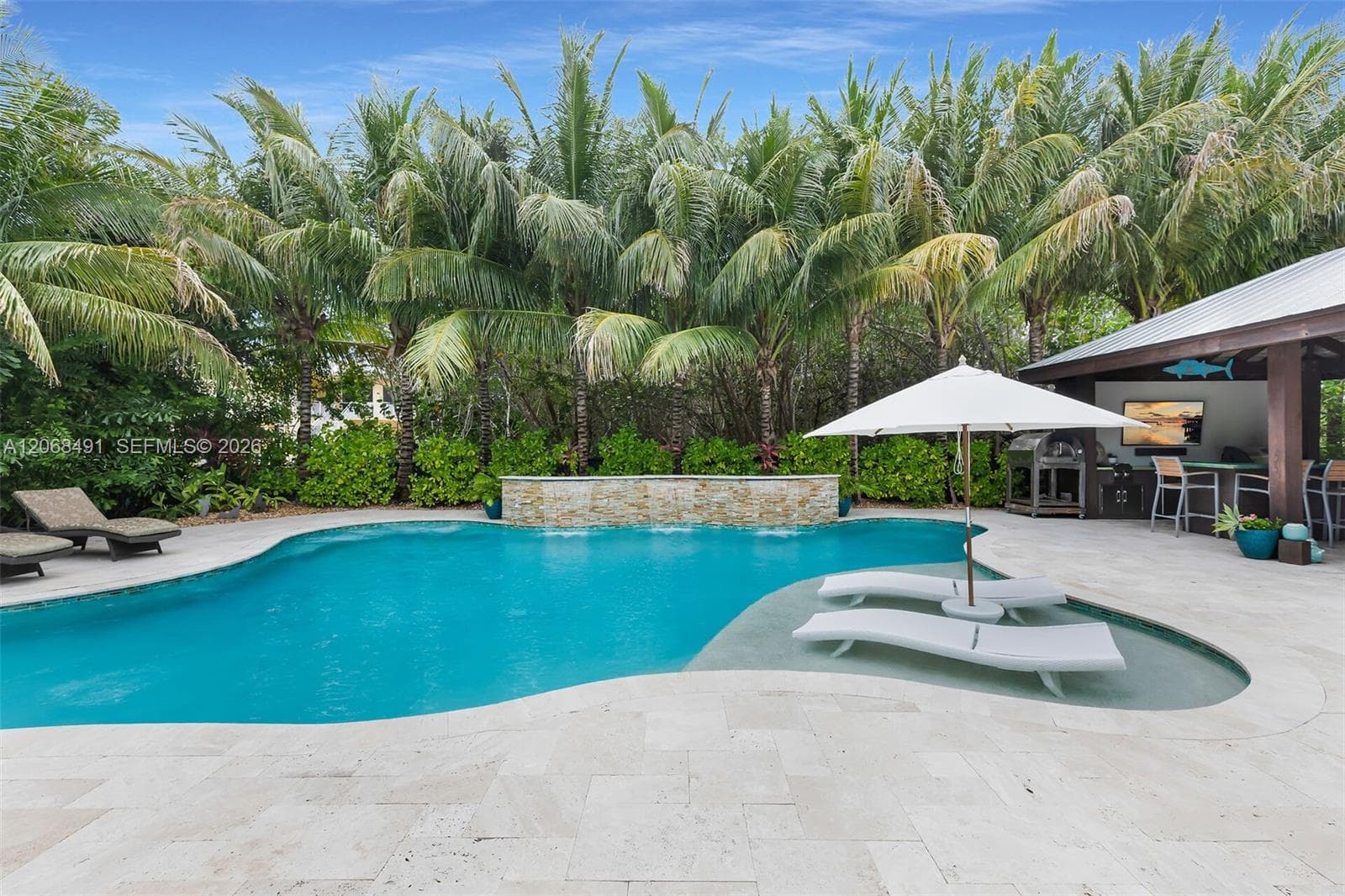 122 S Bahama Dr photo 63