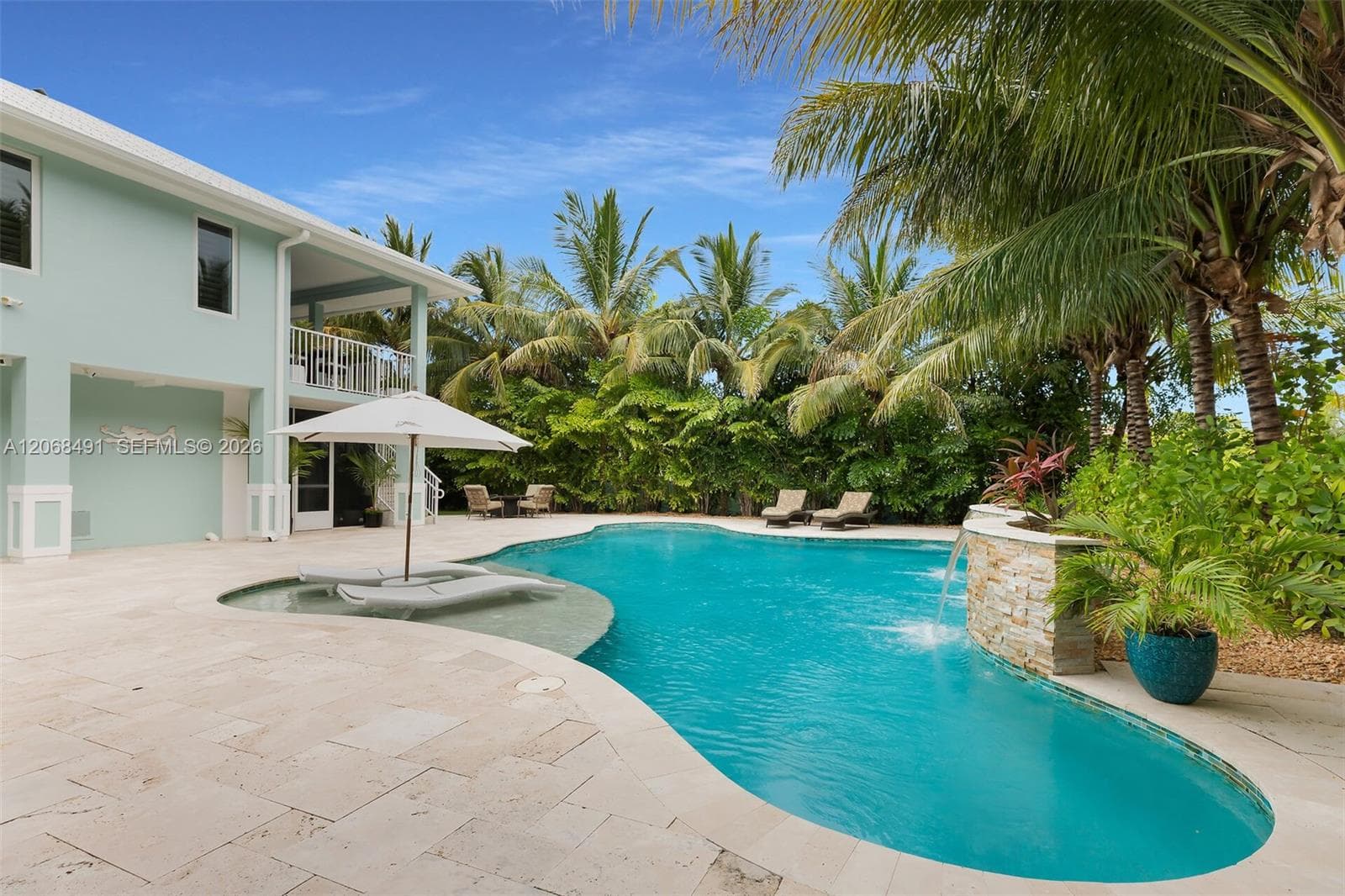 122 S Bahama Dr photo 61
