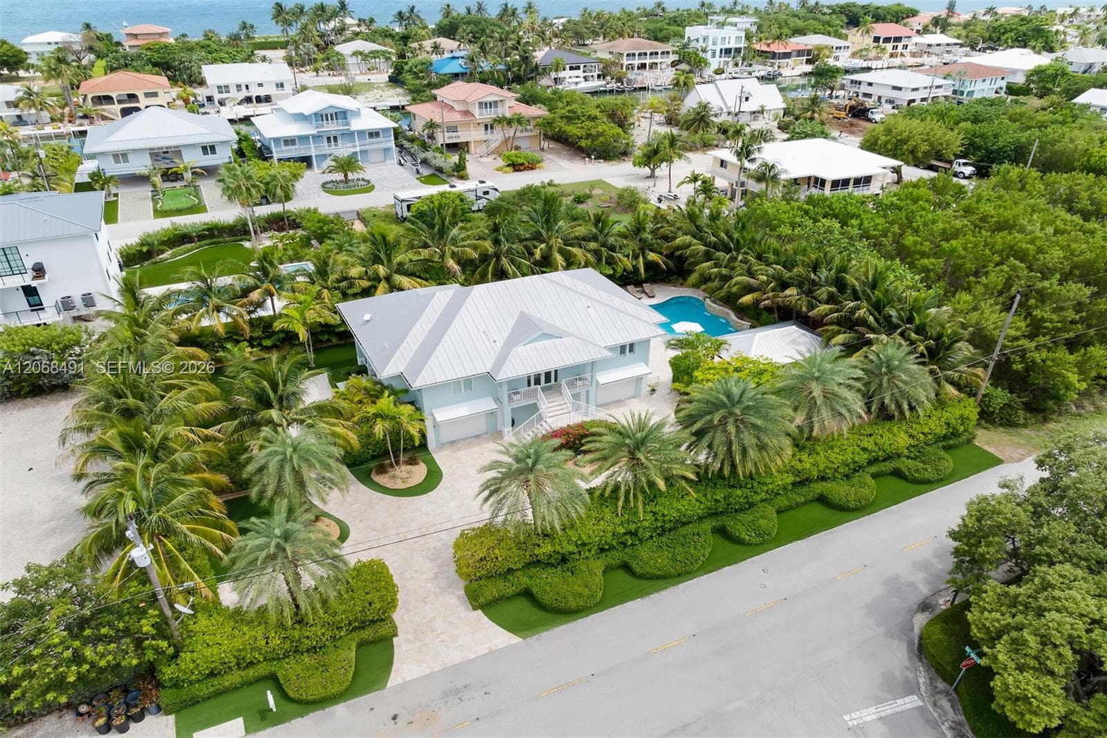 122 S Bahama Dr photo 41