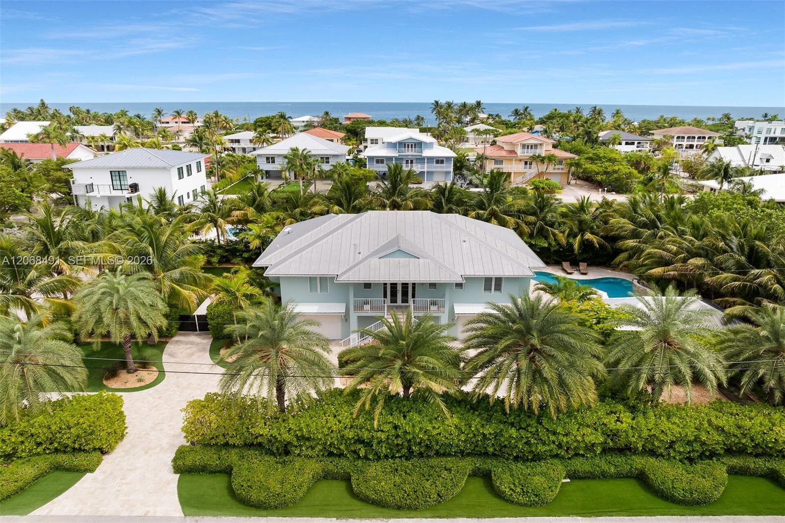 122 S Bahama Dr photo 44
