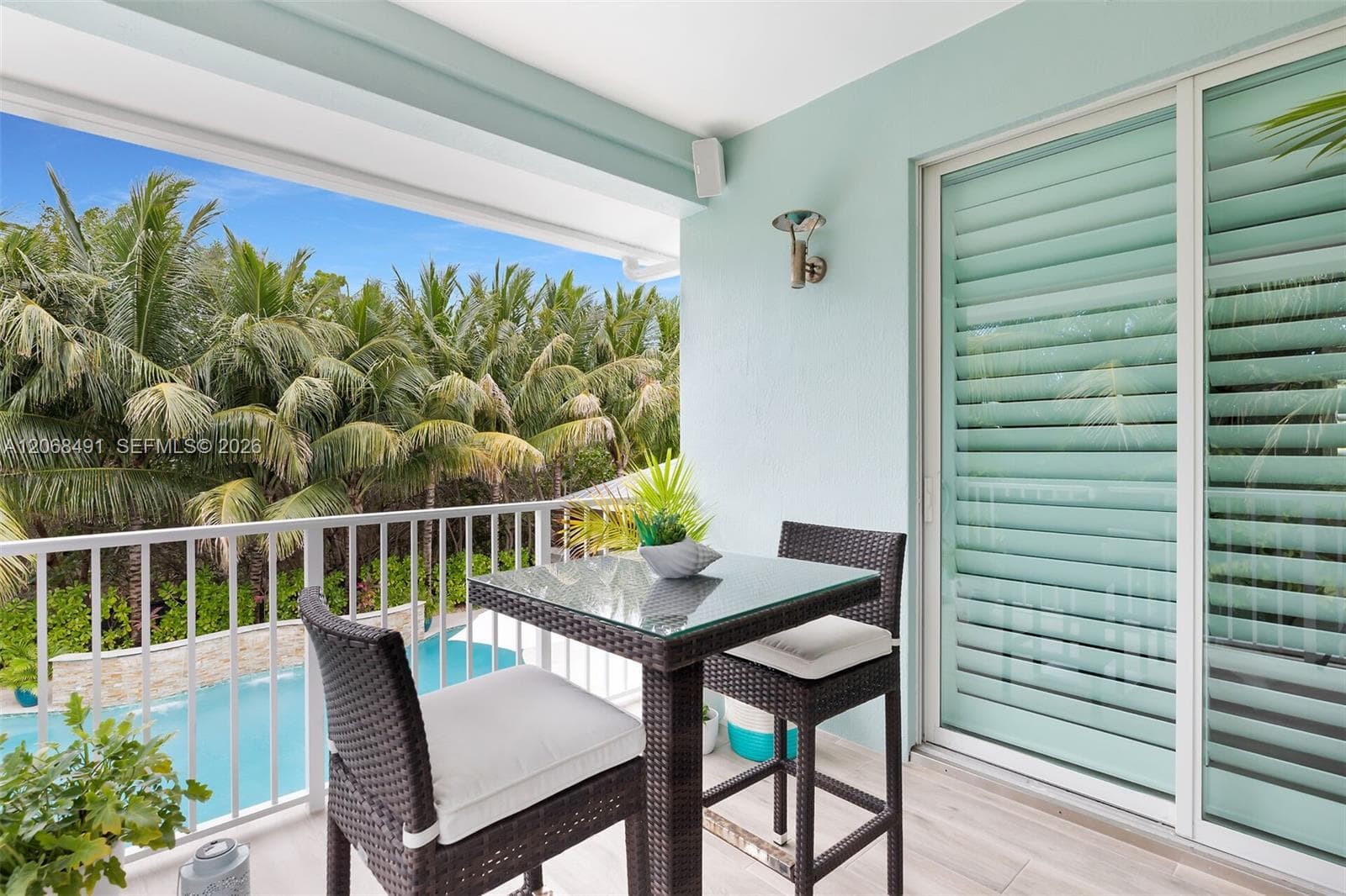 122 S Bahama Dr photo 68