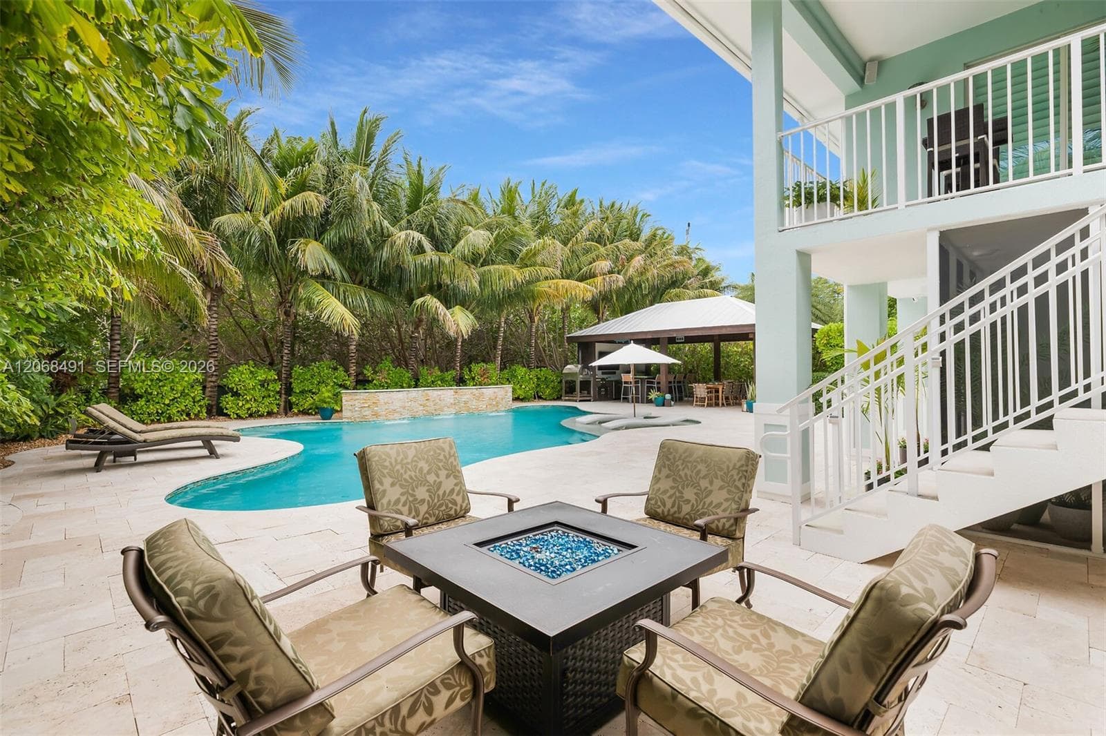 122 S Bahama Dr photo 64