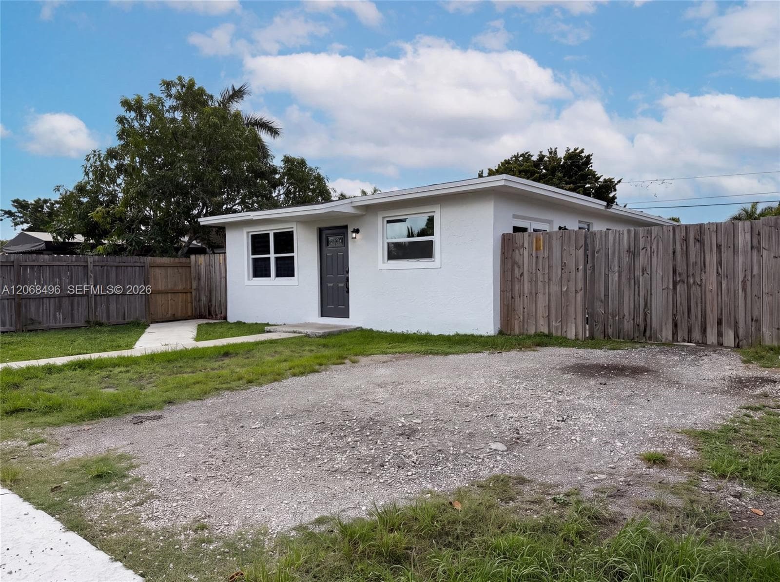 1320 NW 15th St photo 18