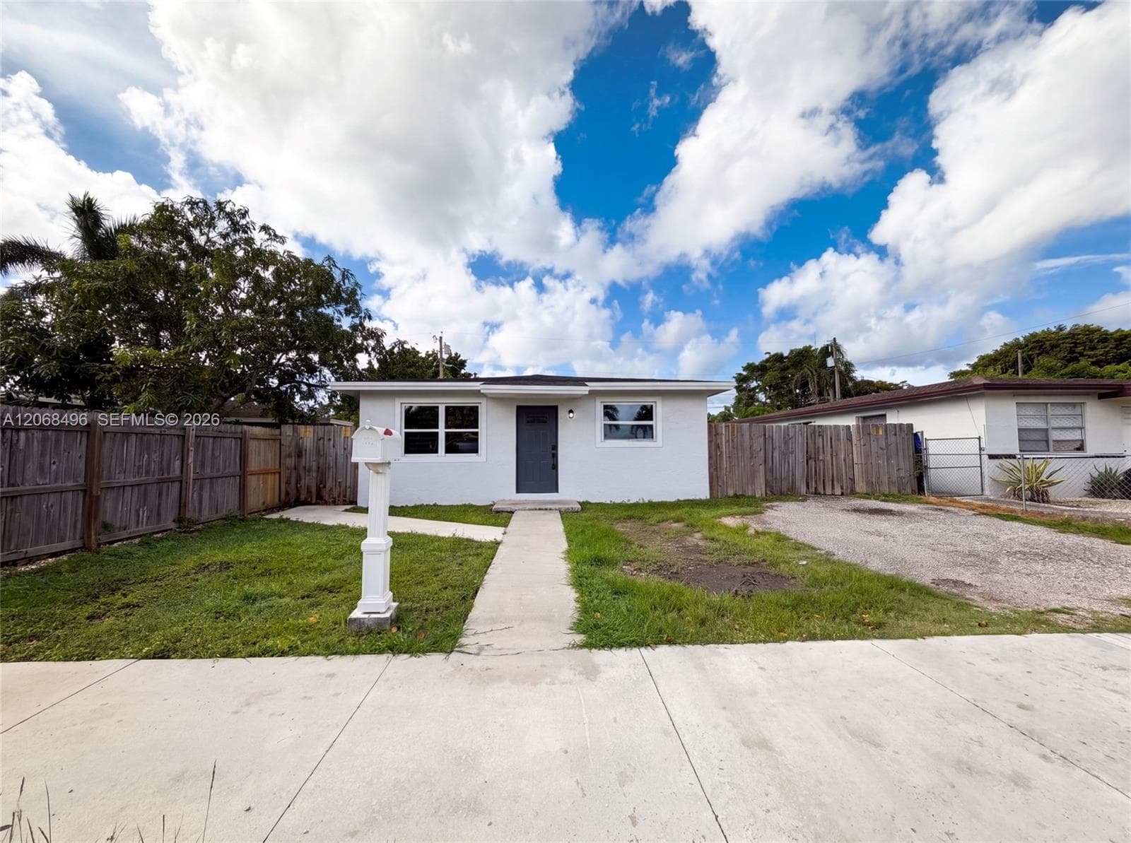 1320 NW 15th St photo 19
