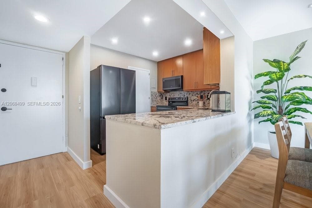 Ocean View Towers · #1116 in Hallandale Beach - Photo 6