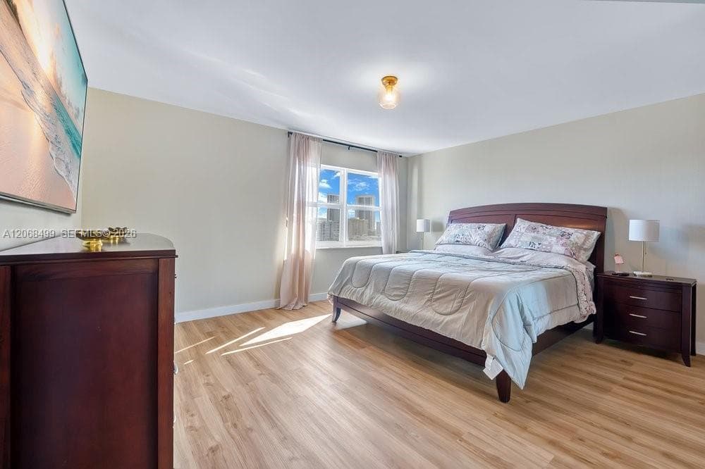 Ocean View Towers · #1116 in Hallandale Beach - Photo 12