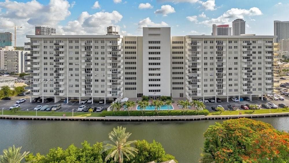 Ocean View Towers · #1116 in Hallandale Beach - Photo 32