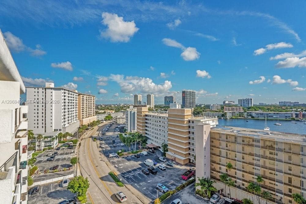 Ocean View Towers · #1116 in Hallandale Beach - Photo 21