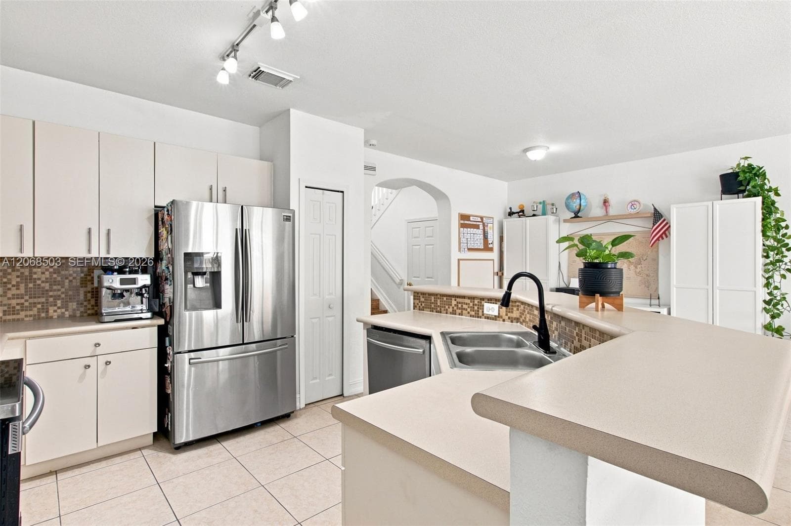 16628 SW 79th Ter photo 8