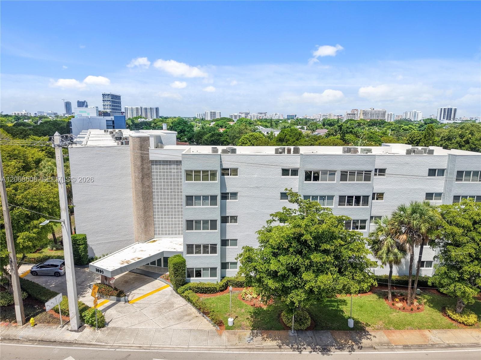 S Grove Plaza · #301 in Miami - Photo 1