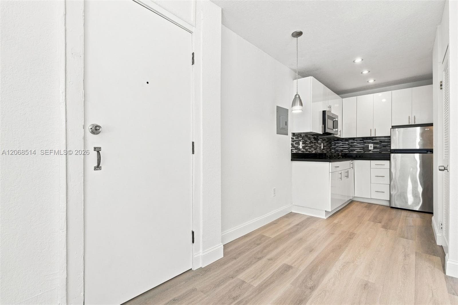 MENORES CONDO · #2 in Coral Gables - Photo 8