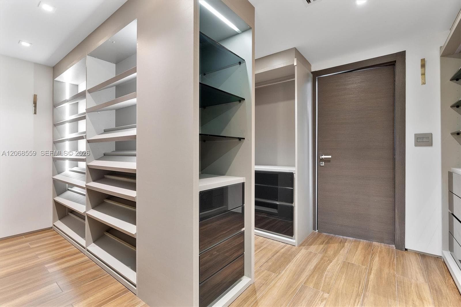 Bal Harbour 101 · #902 in Bal Harbour - Photo 35