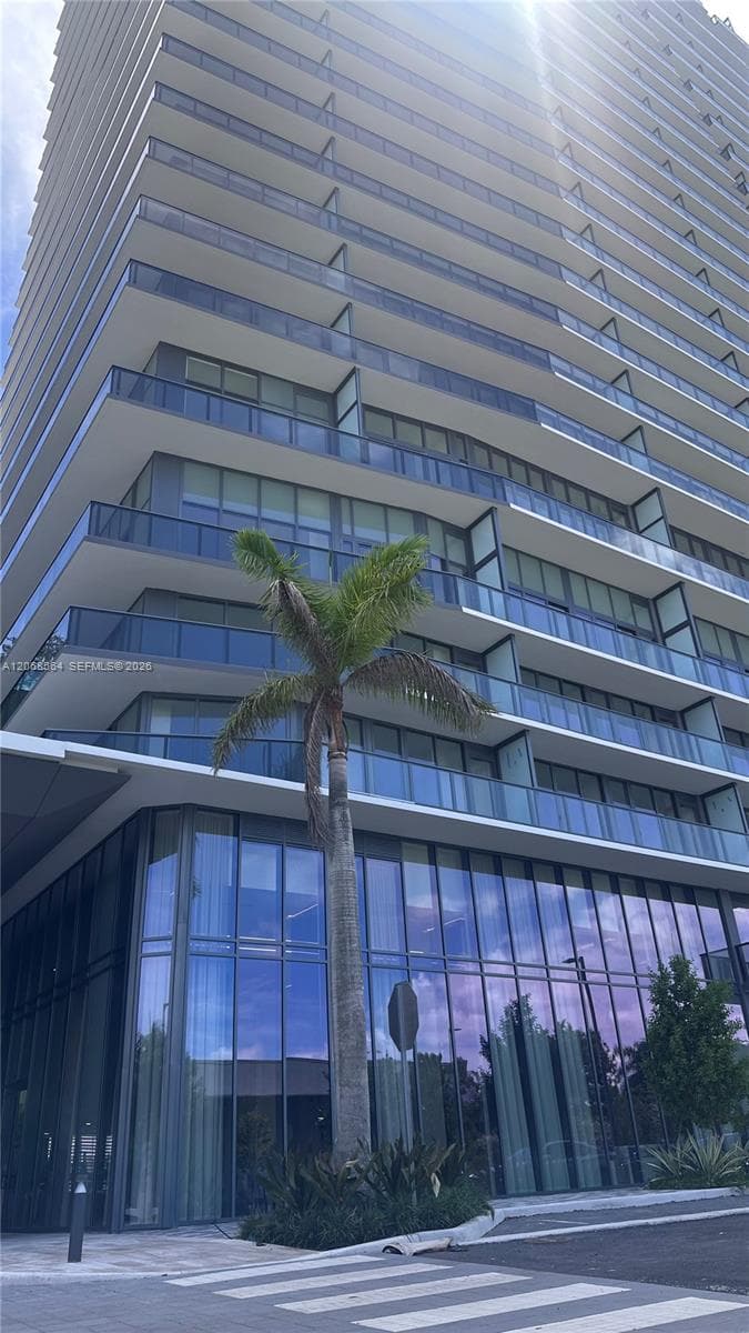 Oasis Hallandale · #803 in Hallandale Beach - Photo 2
