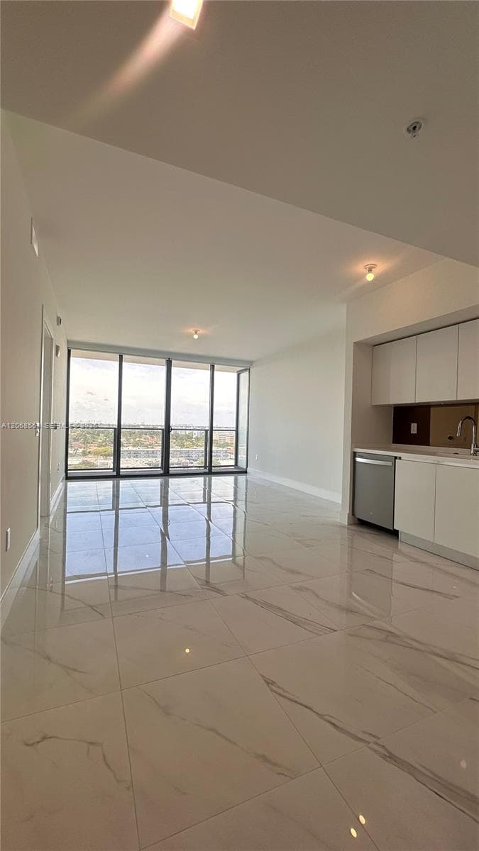 Oasis Hallandale · #803 in Hallandale Beach - Photo 28
