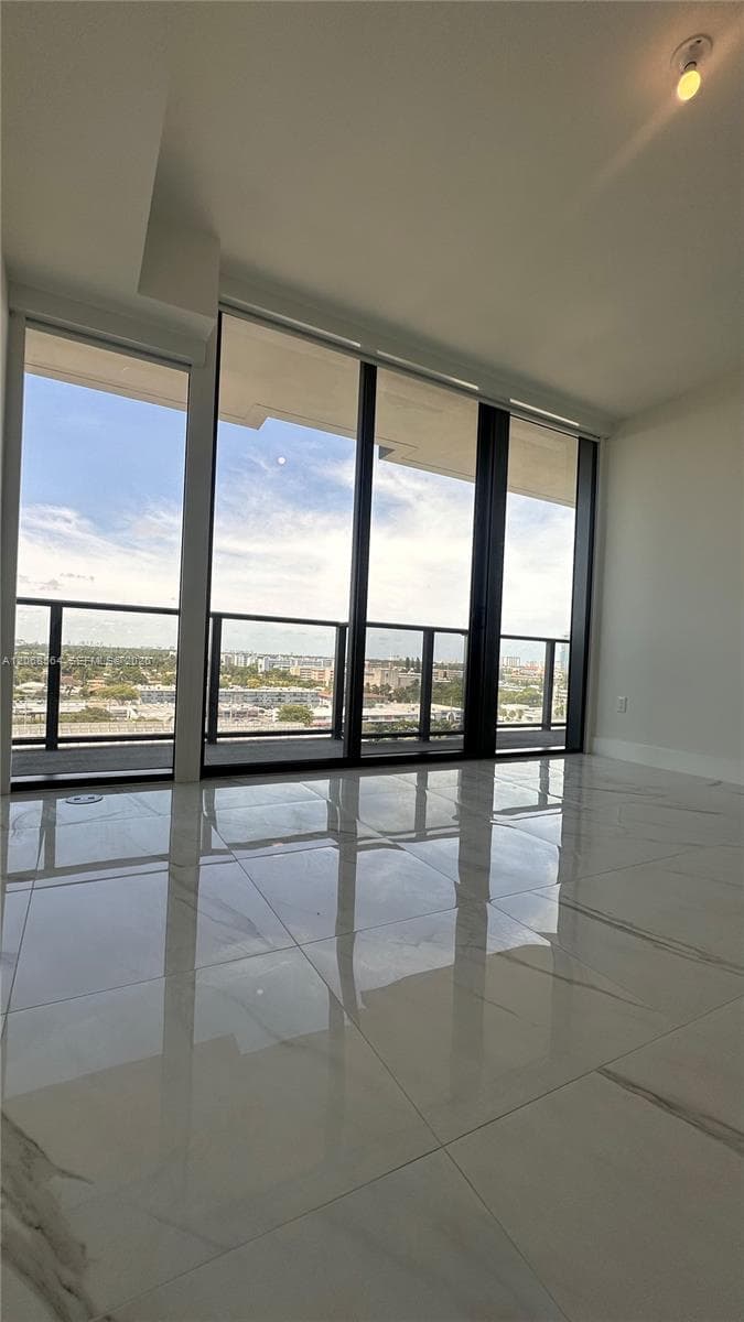 Oasis Hallandale · #803 in Hallandale Beach - Photo 40