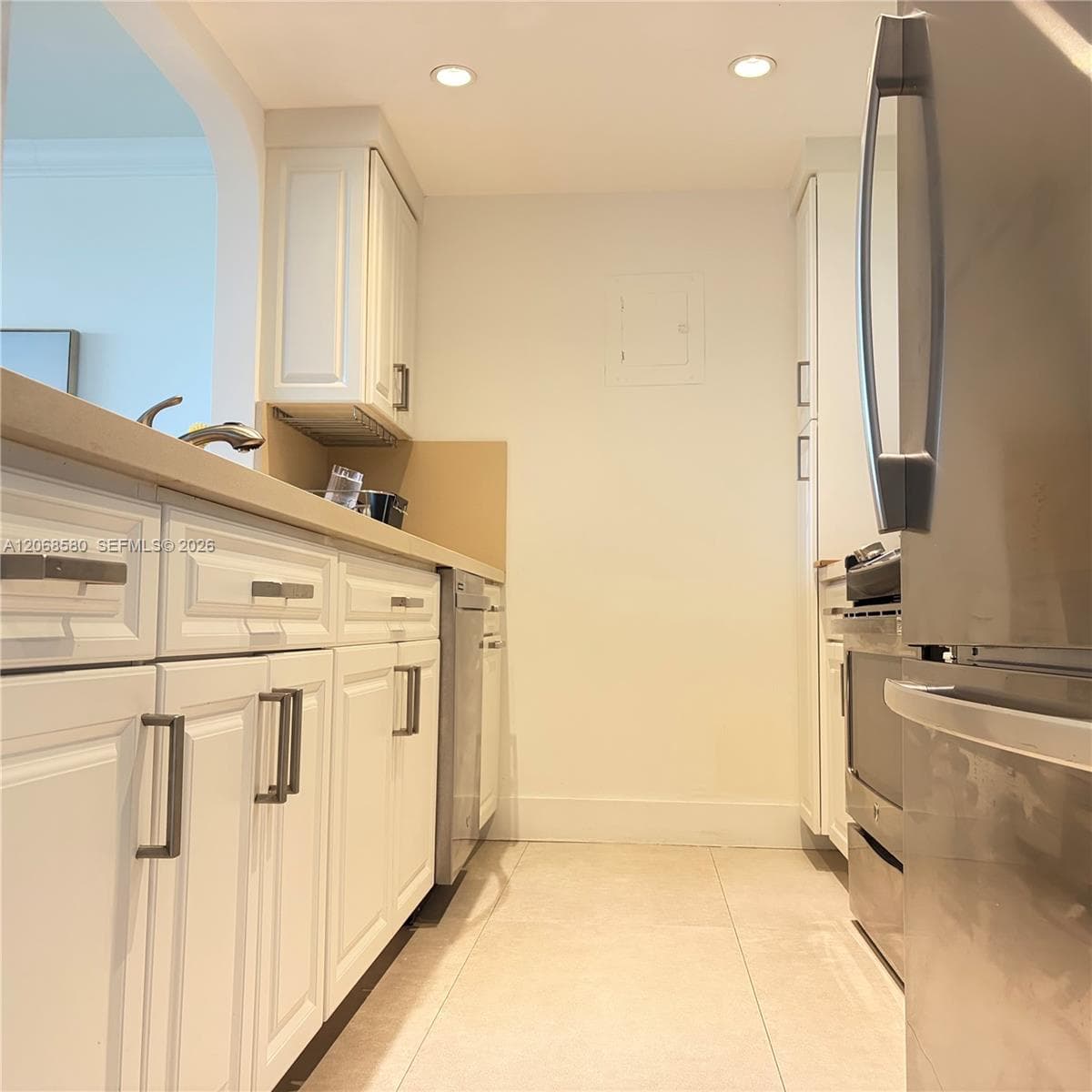 Commodore Club West · #702 in Key Biscayne - Photo 17