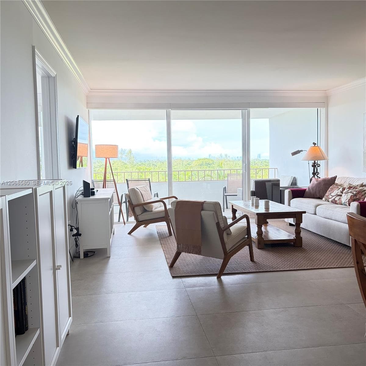 Commodore Club West · #702 in Key Biscayne - Photo 12