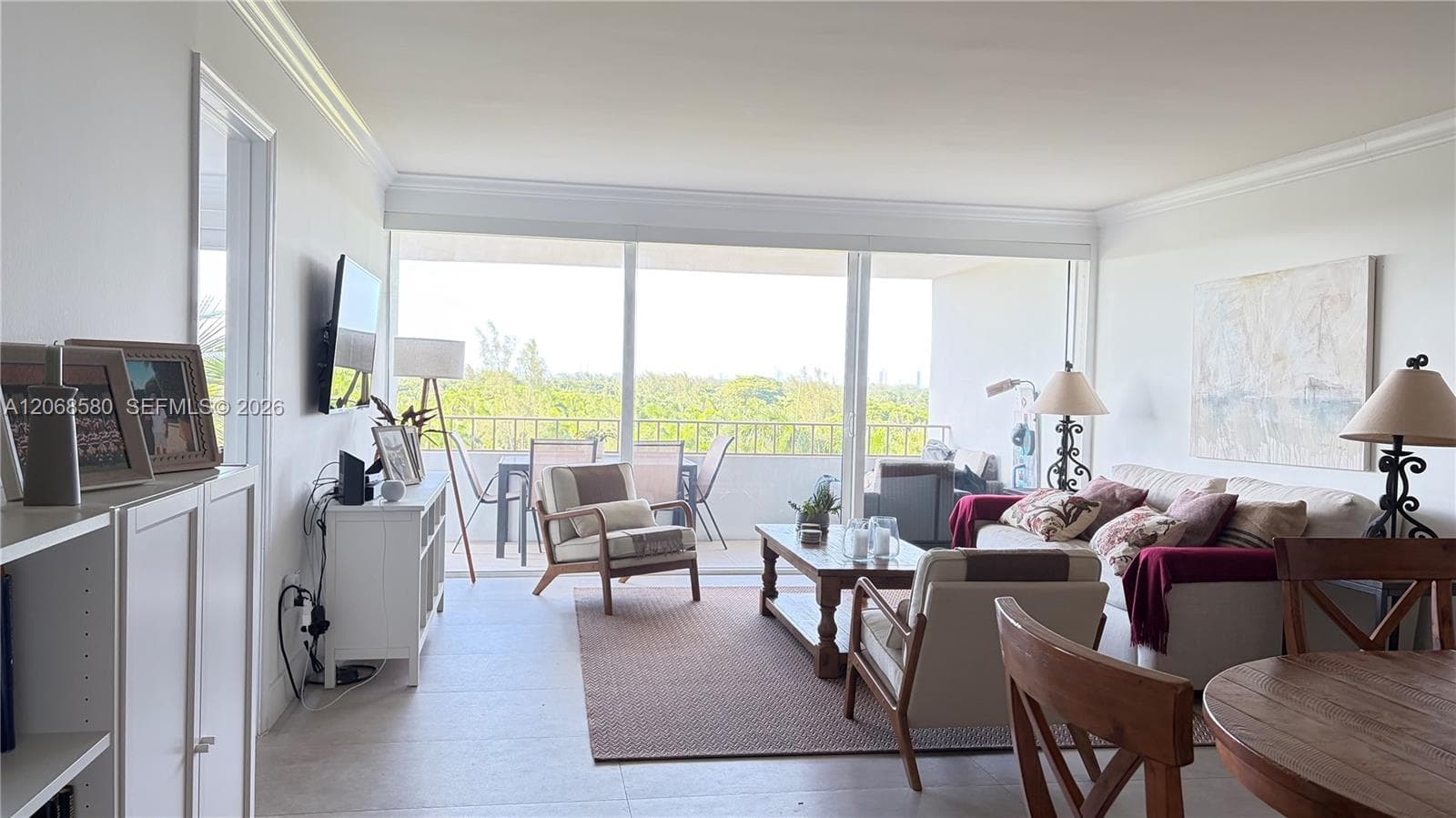 Commodore Club West · #702 in Key Biscayne - Photo 4