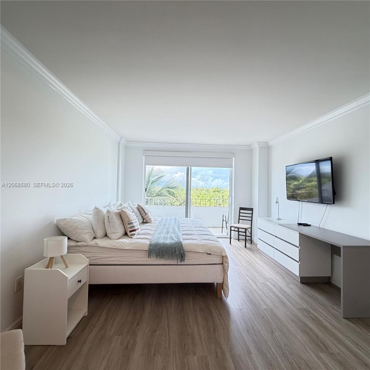 Commodore Club West · #702 in Key Biscayne - Photo 21