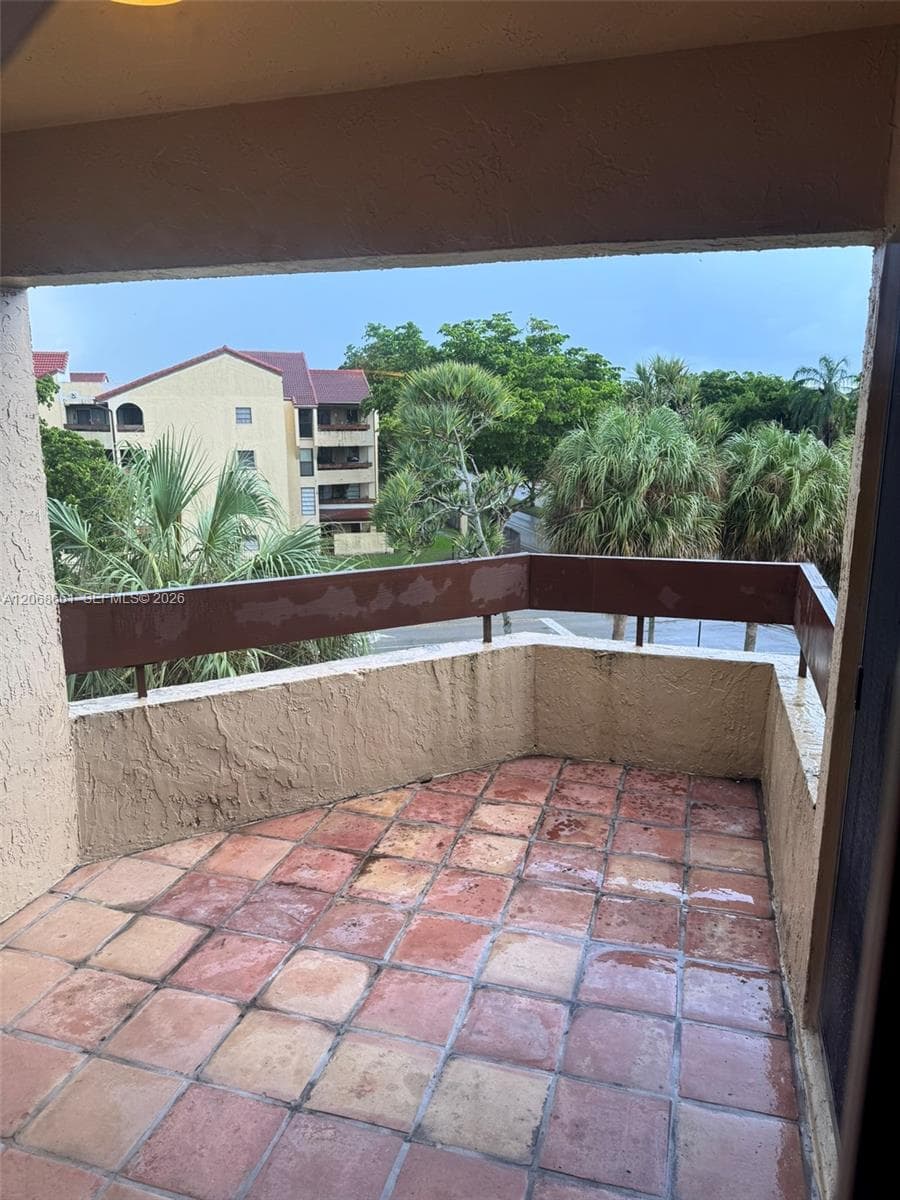 KENLAND POINTE CONDO #1 · #O406 in Miami - Photo 19