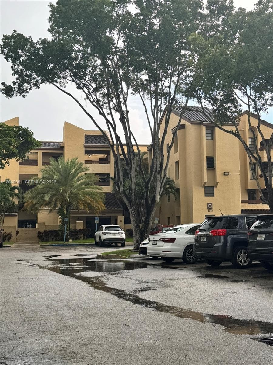 KENLAND POINTE CONDO #1 · #O406 in Miami - Photo 21