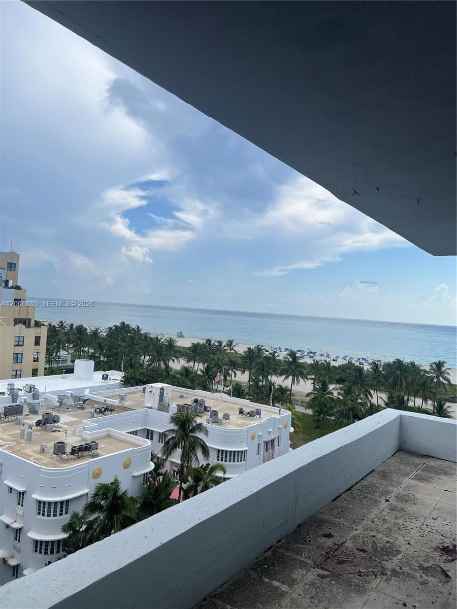 The Islander · #705 in Miami Beach - Photo 17