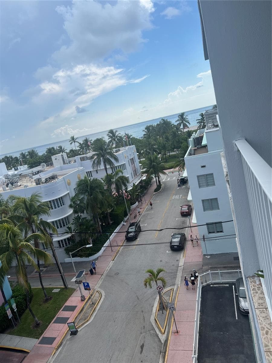 The Islander · #705 in Miami Beach - Photo 53
