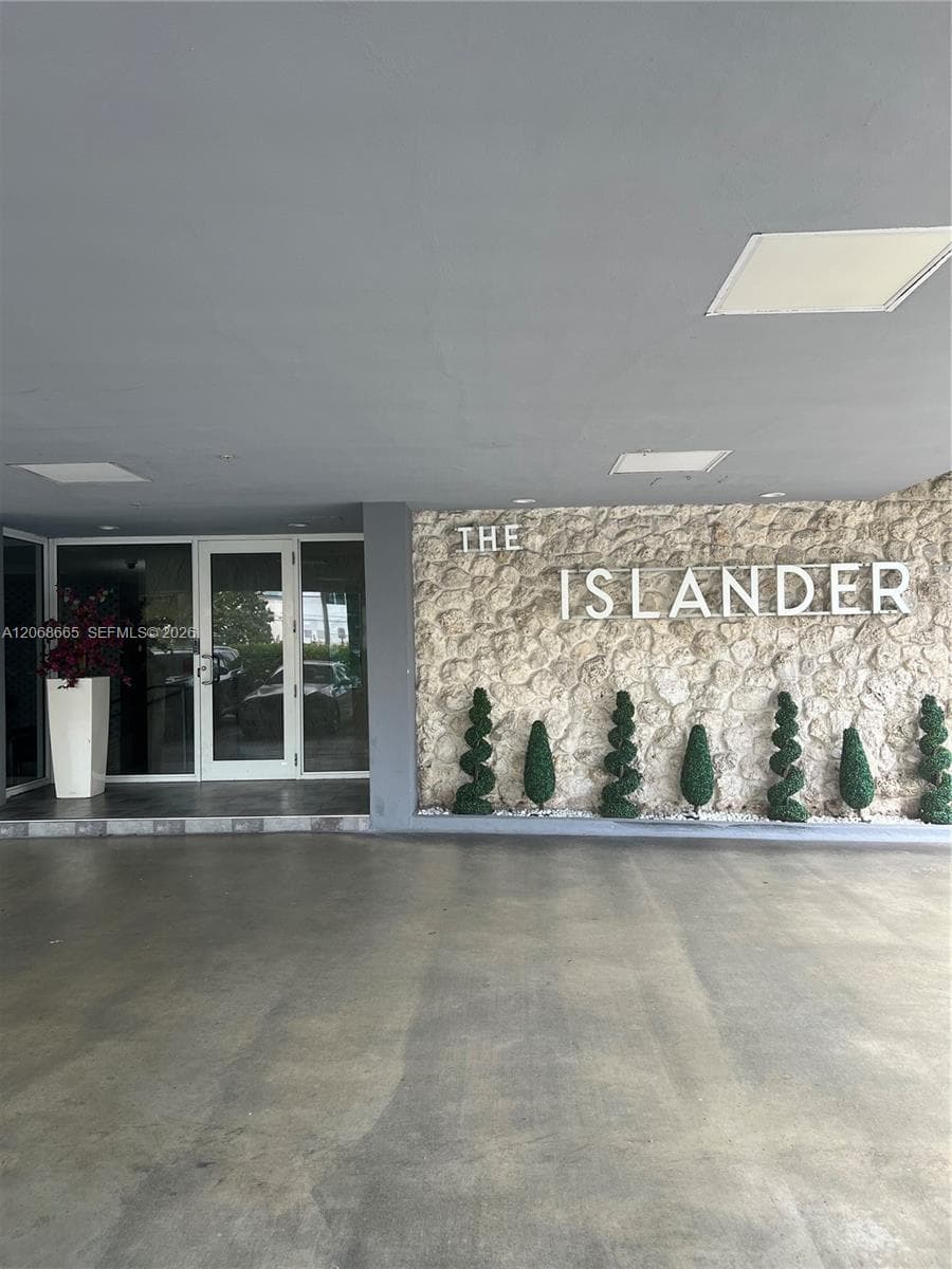 The Islander · #705 in Miami Beach - Photo 1