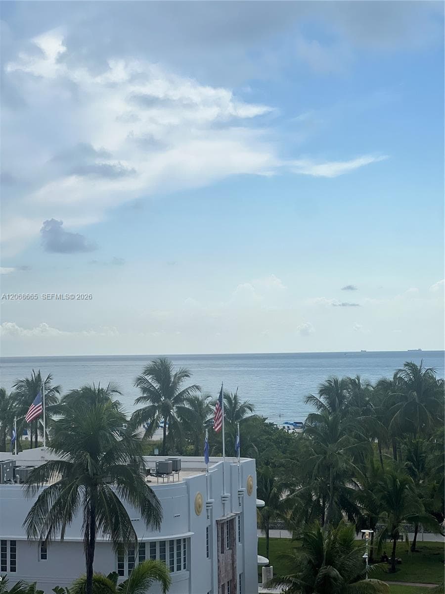 The Islander · #705 in Miami Beach - Photo 48