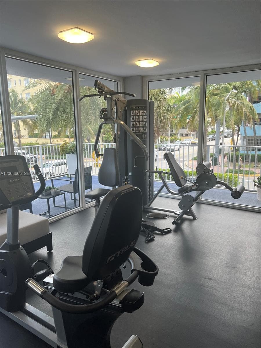 The Islander · #705 in Miami Beach - Photo 35
