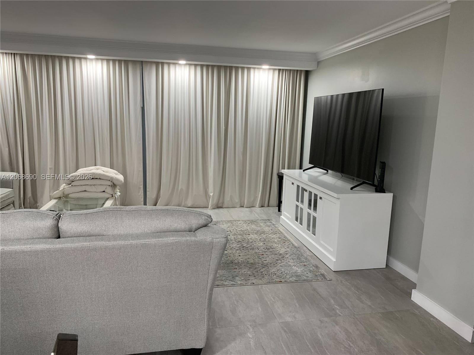 Lake Point Tower · #409 in Hallandale Beach - Photo 22